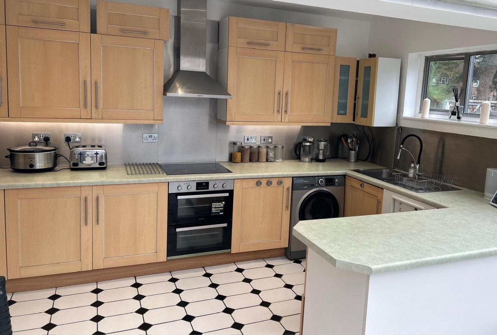 Wandworth, South London Deluxe King Room 2 Bagian luar foto