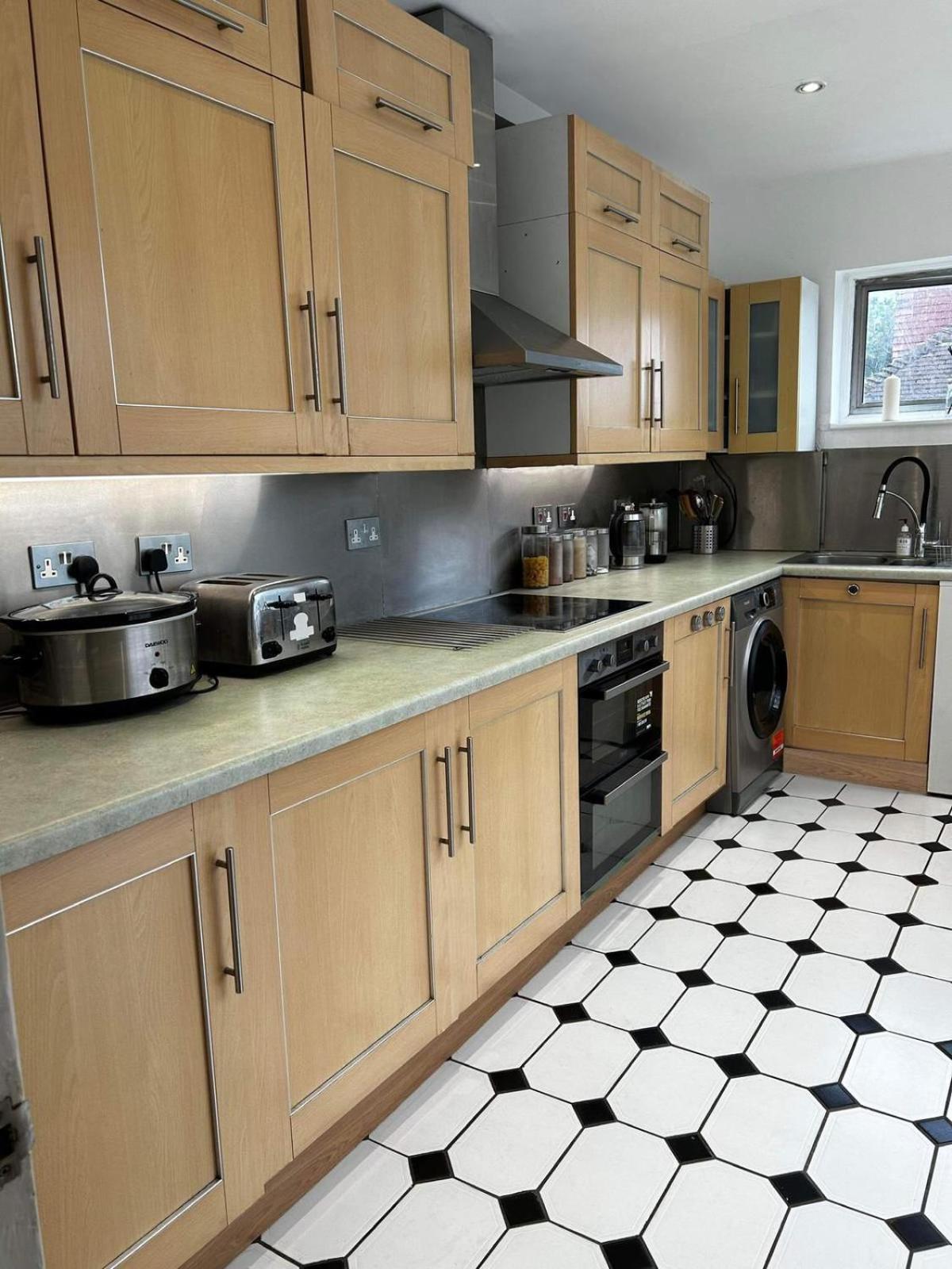 Wandworth, South London Deluxe King Room 2 Bagian luar foto